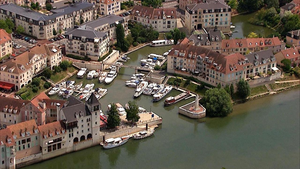 Studio Tres Propre De 18 M2 Cergy Eksteriør bilde