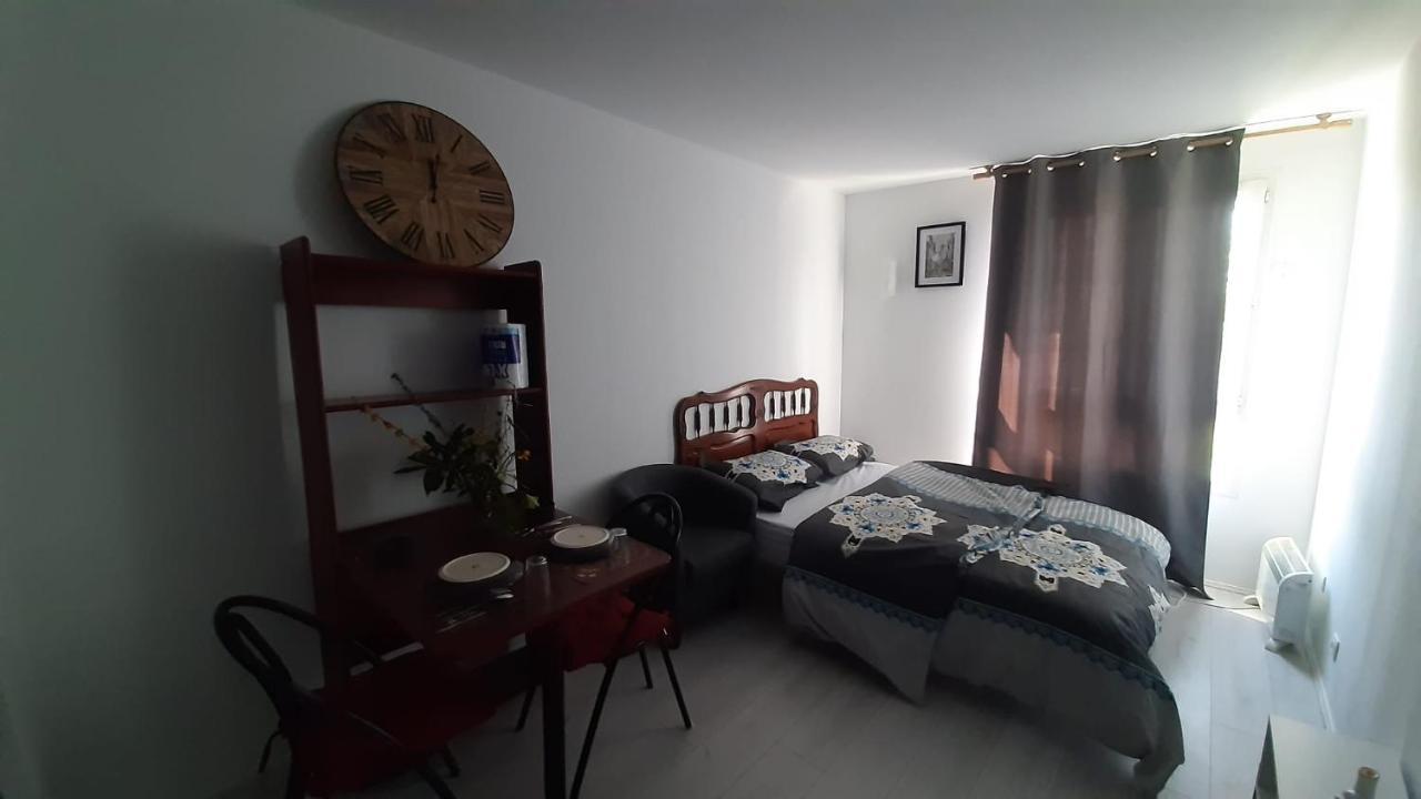 Studio Tres Propre De 18 M2 Cergy Eksteriør bilde